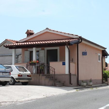 Apartments With A Parking Space Kraj, Opatija - 7794 Kraj  Екстер'єр фото